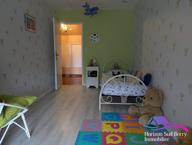 Maison - 234 m² - 8 pièces