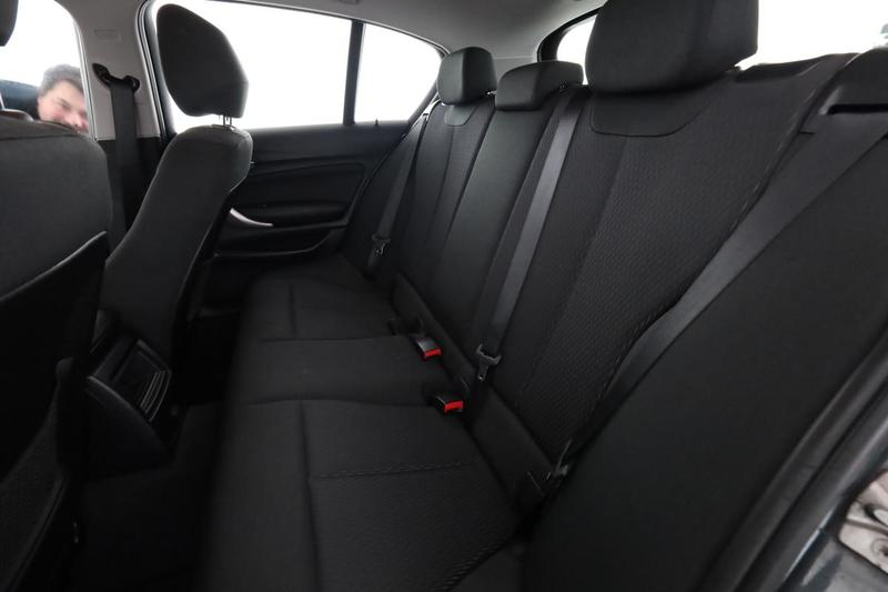 Bmw Série 1 116d Executive Bva8 5p 116 ch