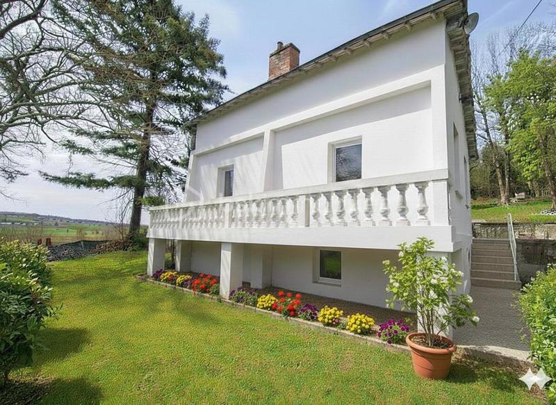 Maison - 180 m² - 6 pièces