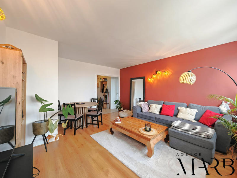 Appartement - 67 m² - 5 pièces