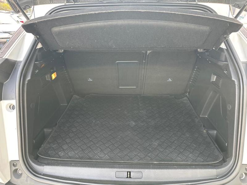 Peugeot 3008 BlueHDi 130ch s&amp;S Eat8 Allure