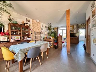 Maison - 106 m² - 6 pièces