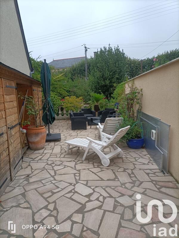 Maison - 168 m² - 9 pièces