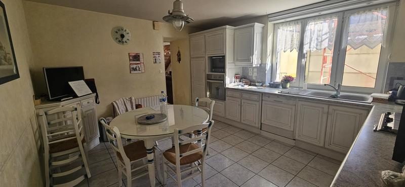 Maison - 150 m² - 6 pièces