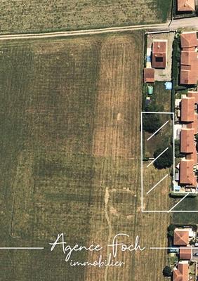 Terrain - 1 100 m²