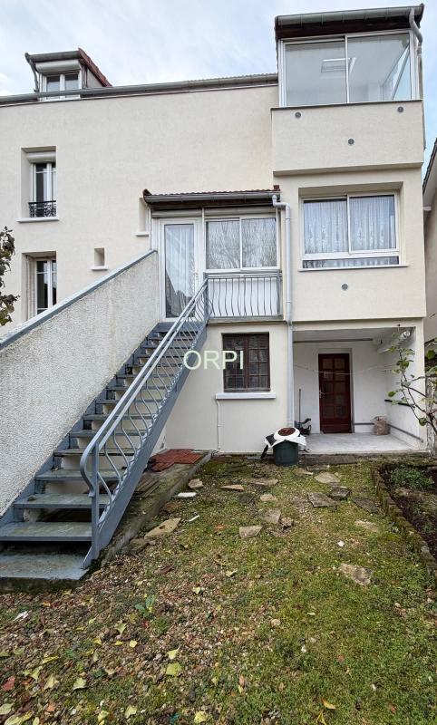 Maison - 109 m² - 5 pièces