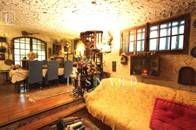 Villa - 101 m² - 4 pièces