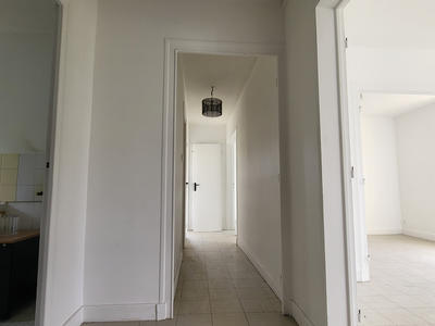 Propriété - 560 m² - 28 pièces