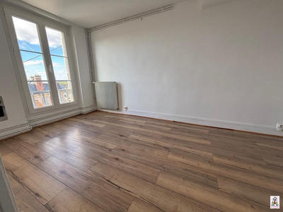 Appartement - 81 m² - 4 pièces