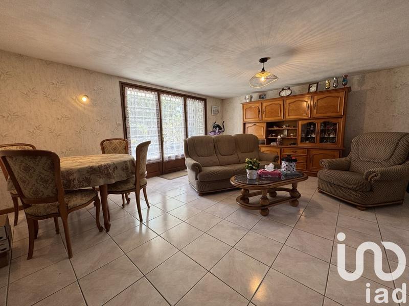 Maison - 180 m² - 7 pièces