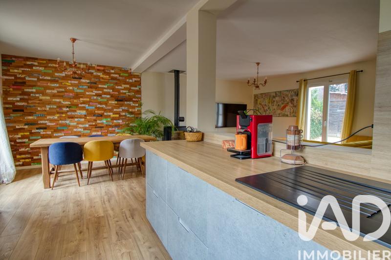 Maison - 95 m² - 5 pièces