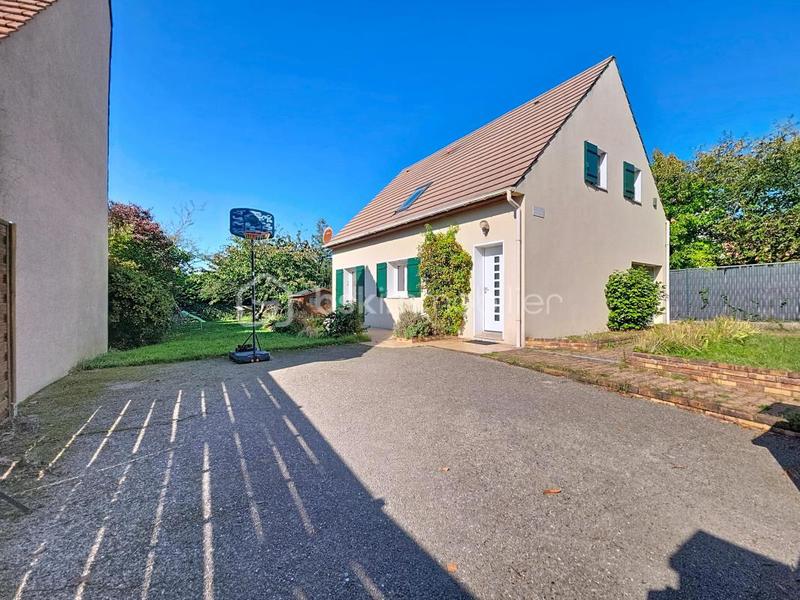 Maison - 115 m² - 6 pièces