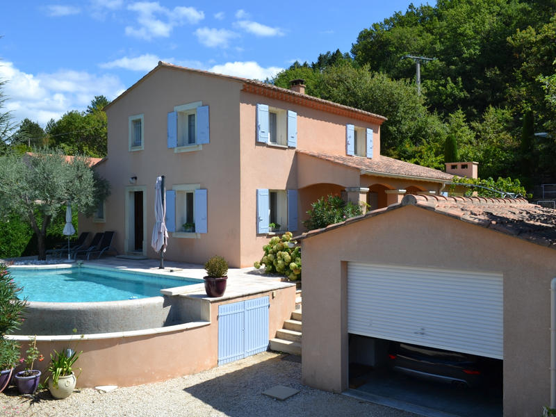 Villa - 172 m² - 5 pièces