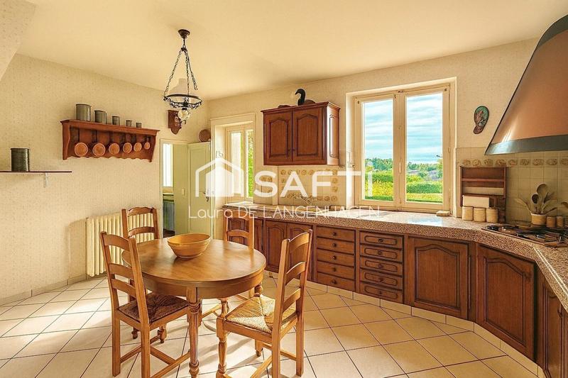 Maison de maîtres - 200 m² - 9 pièces