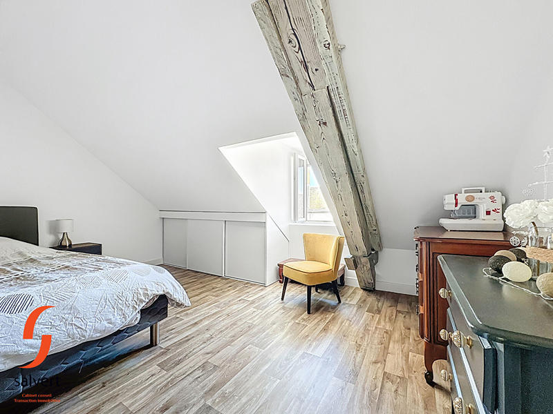 Maison - 140 m² - 5 pièces