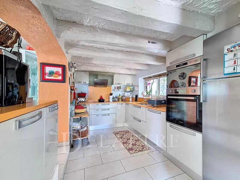 Maison - 192 m² - 7 pièces