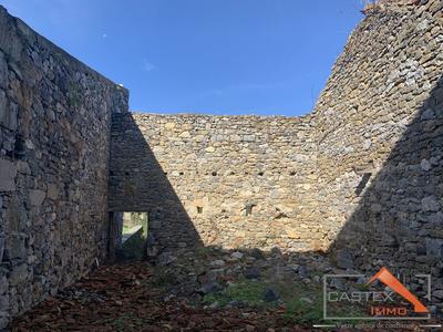 Maison - 120 m² - 1 pièce