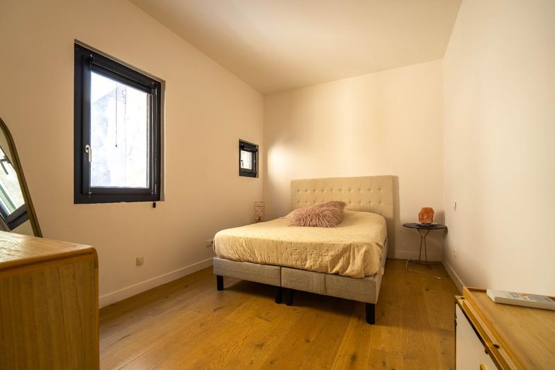 Appartement - 206 m² - 5 pièces