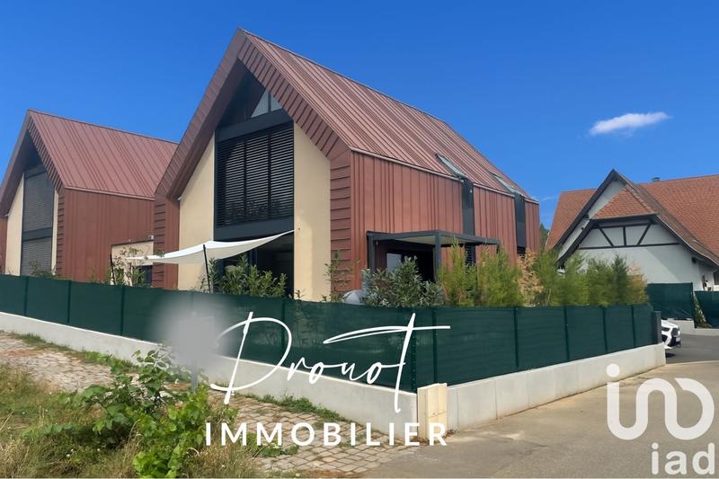 Maison - 226 m² - 8 pièces