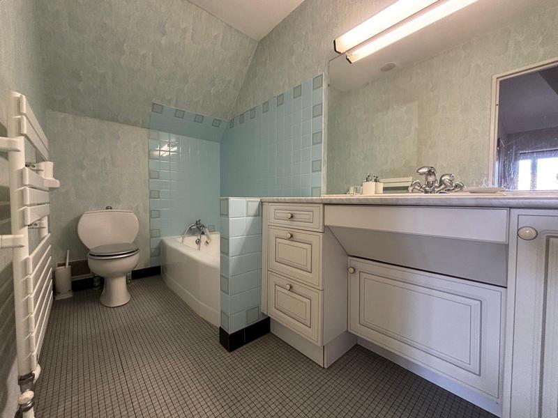 Maison - 173 m² - 7 pièces