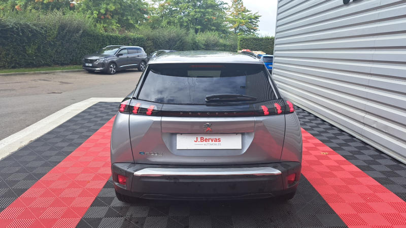 Peugeot 2008 Electrique 136 Ch Allure