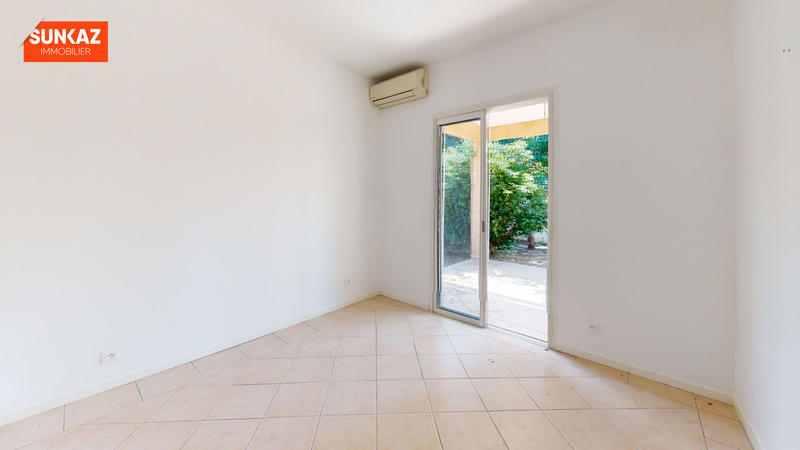 Maison - 94 m² - 4 pièces