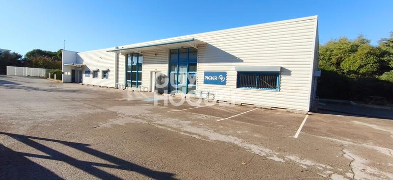 Local d'activités - 880 m² - 16 pièces
