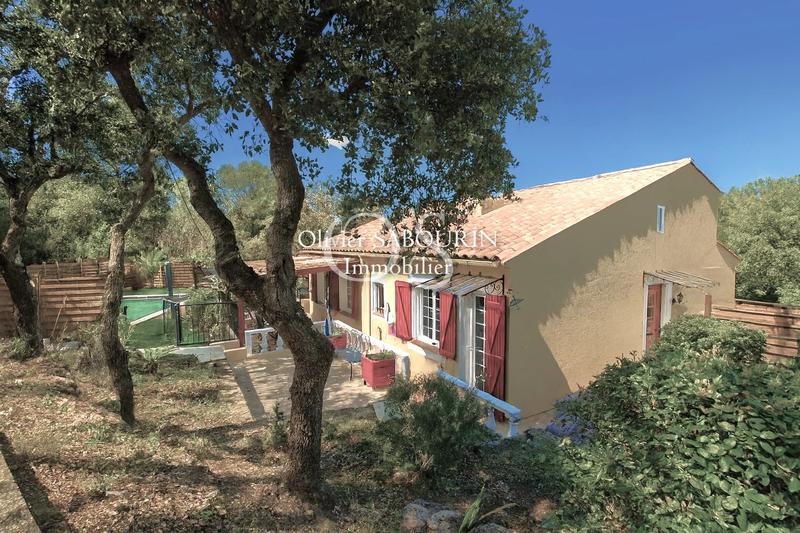 Villa - 206 m² - 8 pièces