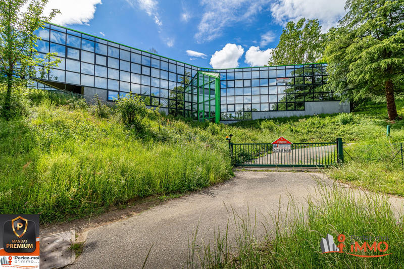 Local d'activités - 760 m²