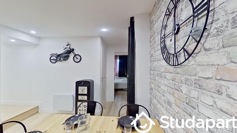 Chambre - 12 m² - 1 pièce