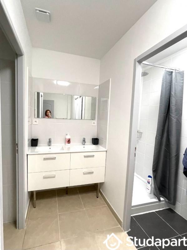 Chambre - 25 m² - 1 pièce