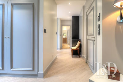 Maison - 321 m² - 10 pièces