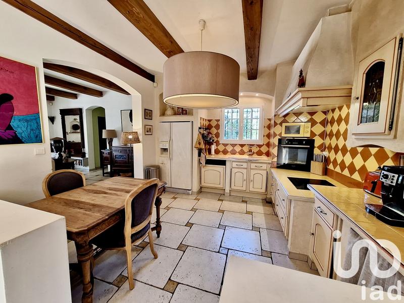 Maison - 185 m² - 5 pièces