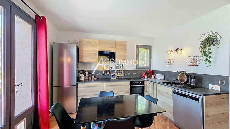 Maison - 193 m² - 5 pièces