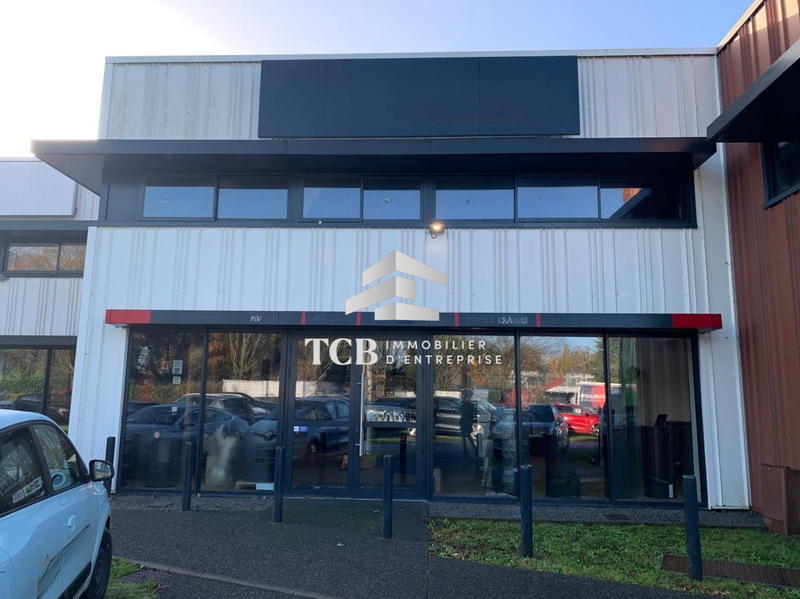 Local commercial - 271 m²