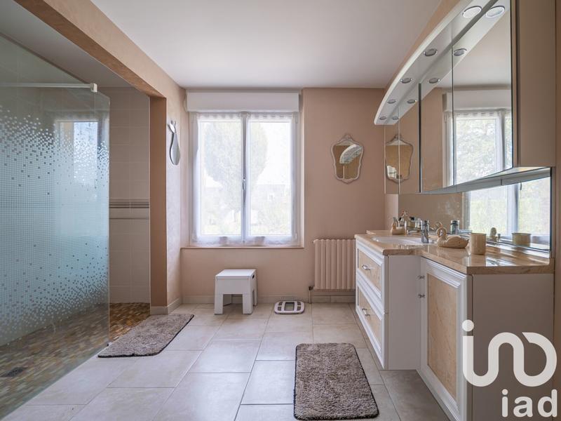 Maison - 196 m² - 6 pièces