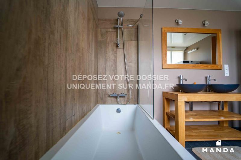 Chambre - 10 m² - 6 pièces