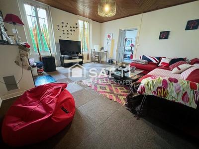 Maison - 147 m² - 8 pièces