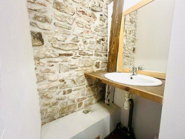 Maison en pierre - 81 m² - 4 pièces