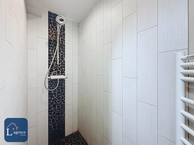 Maison - 188 m² - 5 pièces