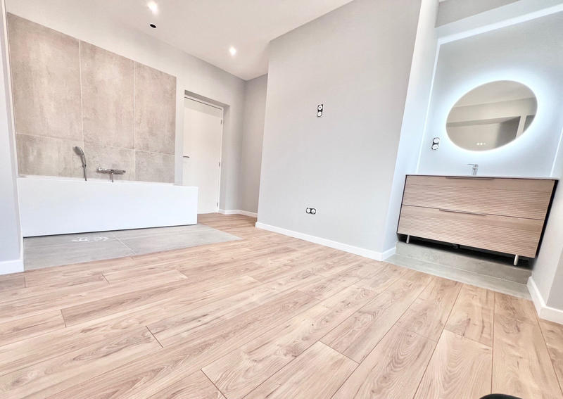 Appartement - 80 m² - 4 pièces