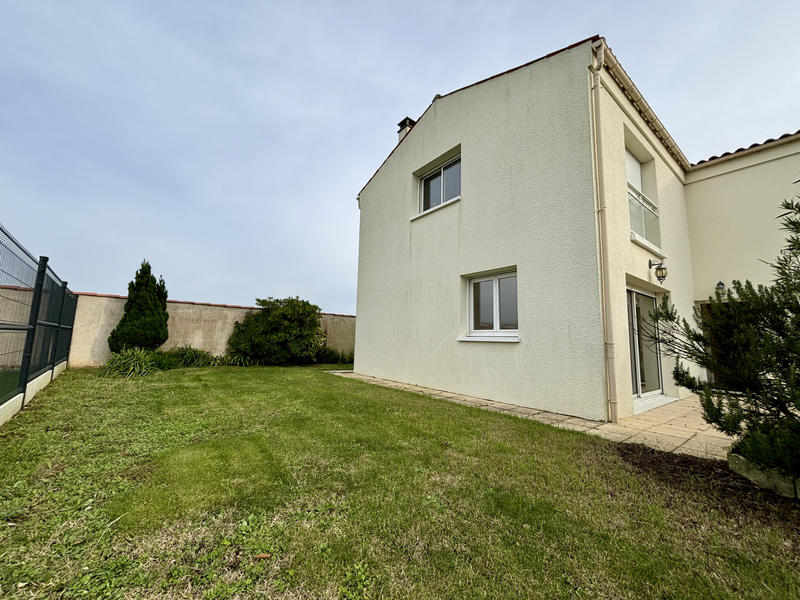 Maison - 177 m² - 6 pièces
