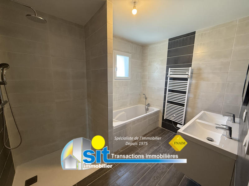 Maison - 104 m² - 5 pièces