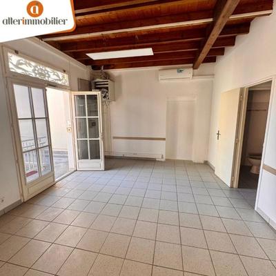 Bureau - 157 m² - 3 pièces