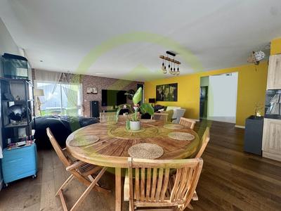 Maison - 144 m² - 5 pièces