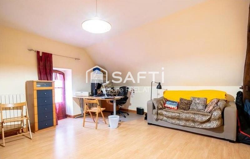 Maison - 180 m² - 5 pièces