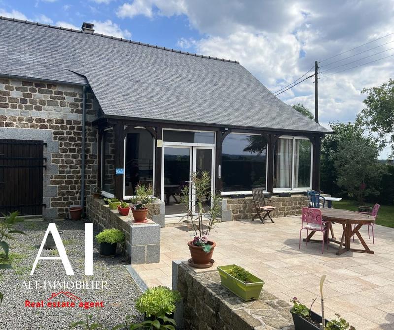 Maison ancienne - 110 m² - 5 pièces