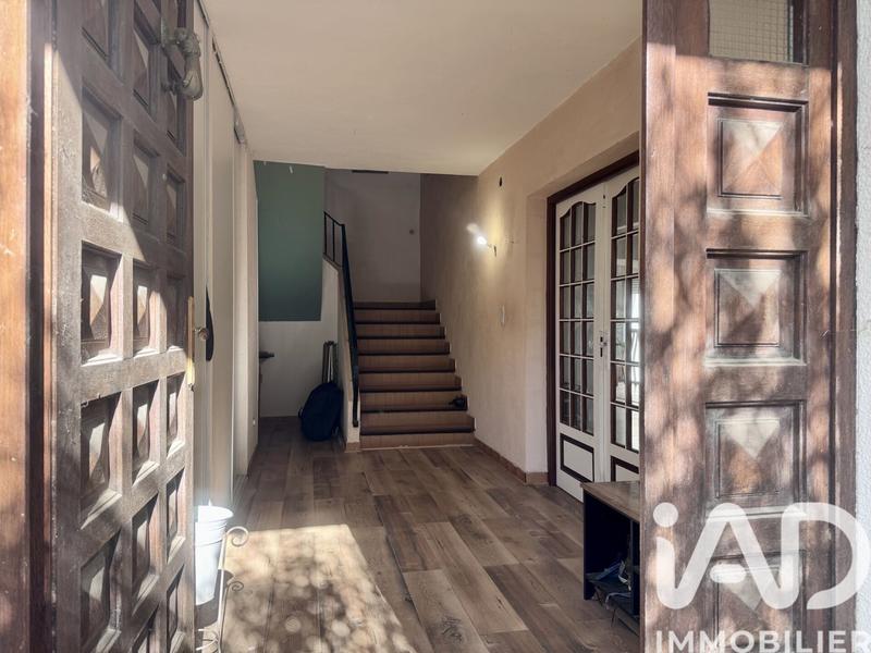 Maison - 215 m² - 7 pièces