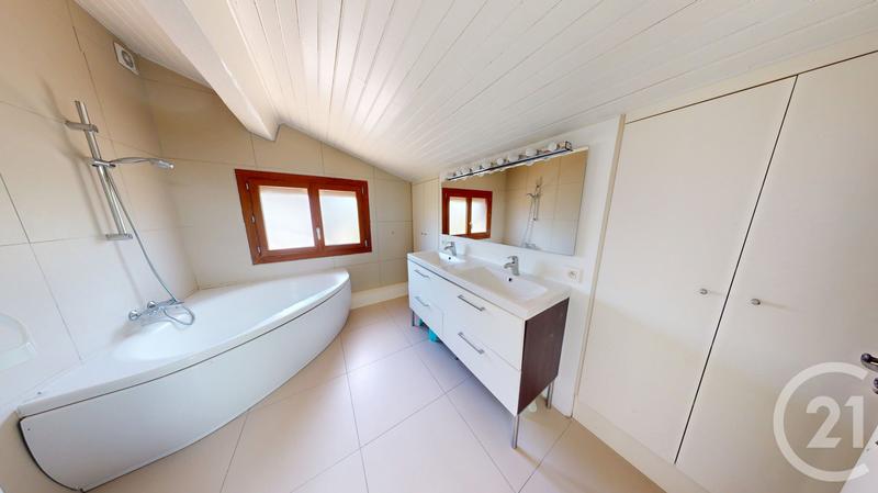 Maison - 164 m² - 7 pièces