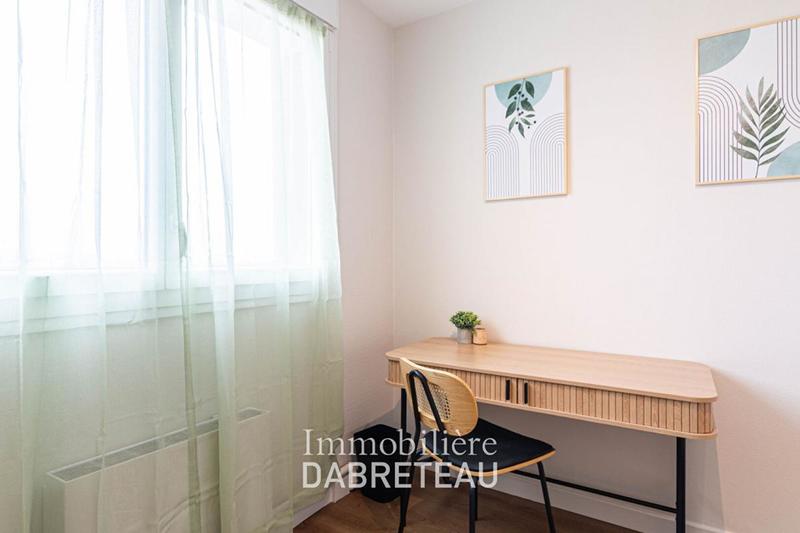 Appartement - 106 m² - 5 pièces